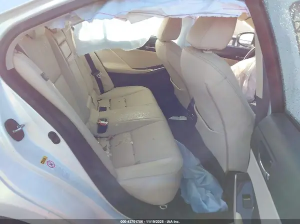 JTHCM1D23G5005580 2016 LEXUS IS - Image 8