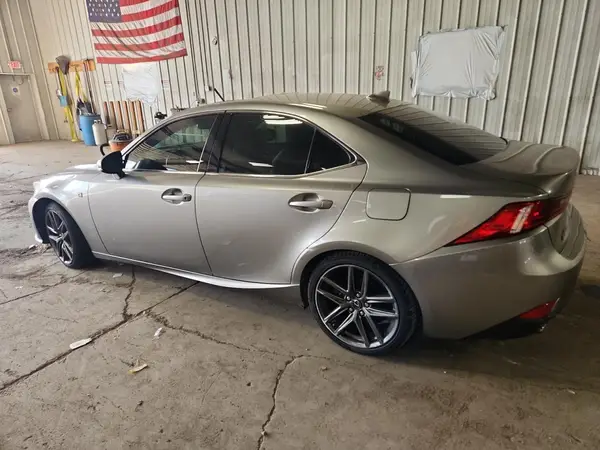 JTHCM1D23G5010696 2016 LEXUS IS - Image 2