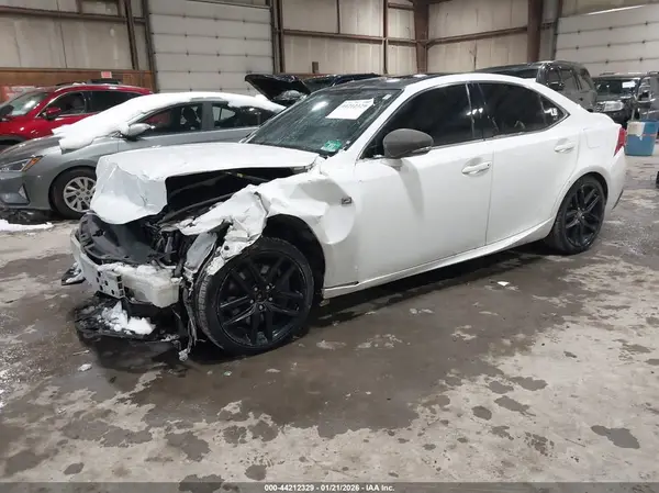 JTHCM1D23G5013601 2016 LEXUS IS - Image 2