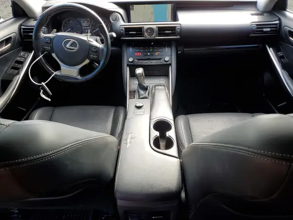 JTHCM1D23H5015706 2017 LEXUS IS - Image 8
