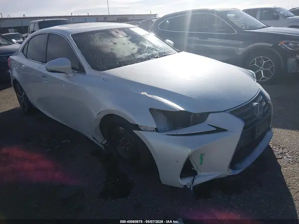 JTHCM1D23H5019299 2017 LEXUS IS - Image 1