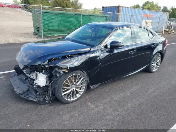 JTHCM1D24G5002445 2016 LEXUS IS - Image 2