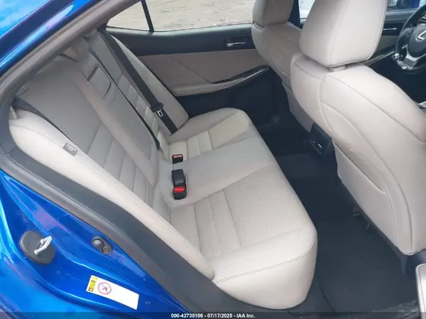 JTHCM1D24G5004230 2016 LEXUS IS - Image 8