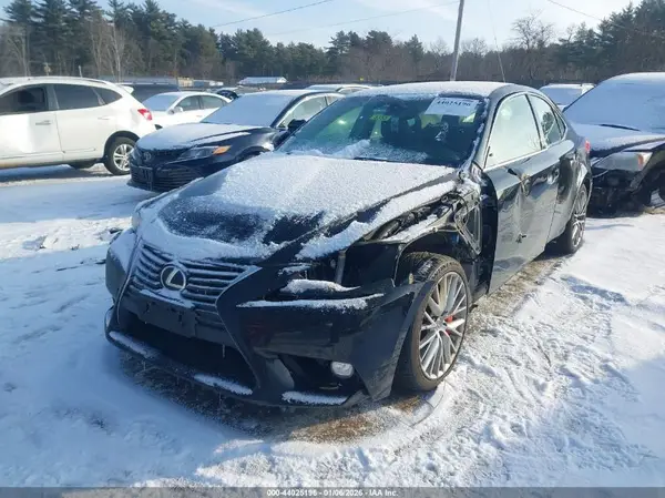 JTHCM1D24G5010108 2016 LEXUS IS - Image 2