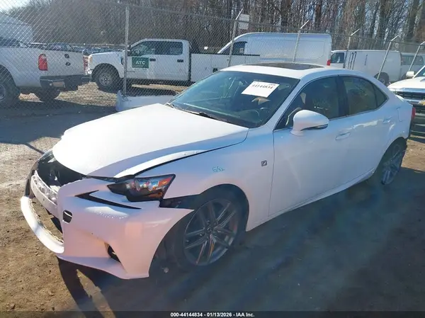 JTHCM1D24G5011467 2016 LEXUS IS - Image 2