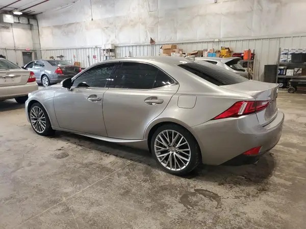 JTHCM1D24G5013364 2016 LEXUS IS - Image 2