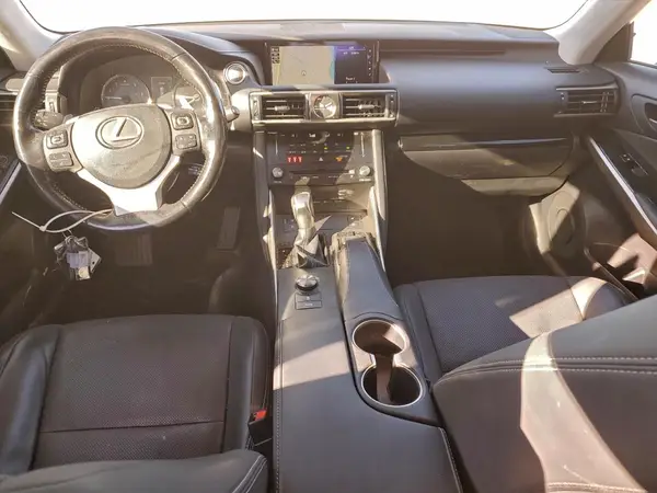 JTHCM1D24H5020722 2017 LEXUS IS - Image 8