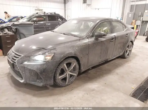 JTHCM1D24H5023278 2017 LEXUS IS - Image 2
