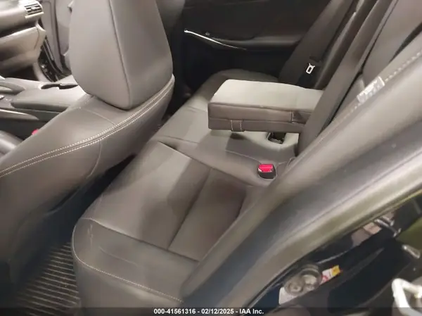 JTHCM1D24H5023278 2017 LEXUS IS - Image 8
