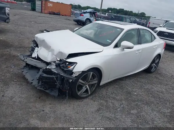JTHCM1D24H5024785 2017 LEXUS IS - Image 2