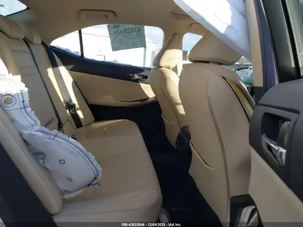 JTHCM1D25G5002342 2016 LEXUS IS - Image 8