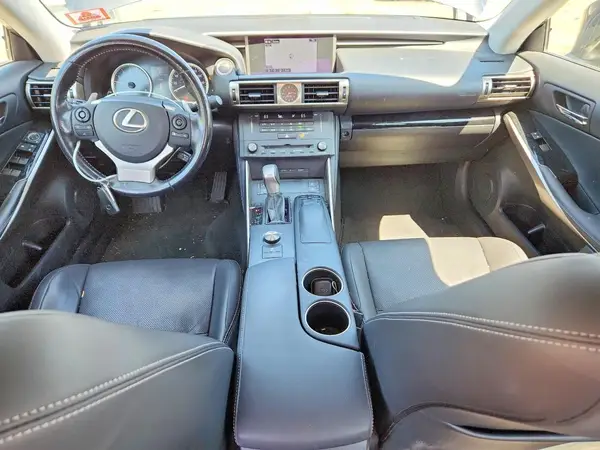 JTHCM1D25G5002681 2016 LEXUS IS - Image 8