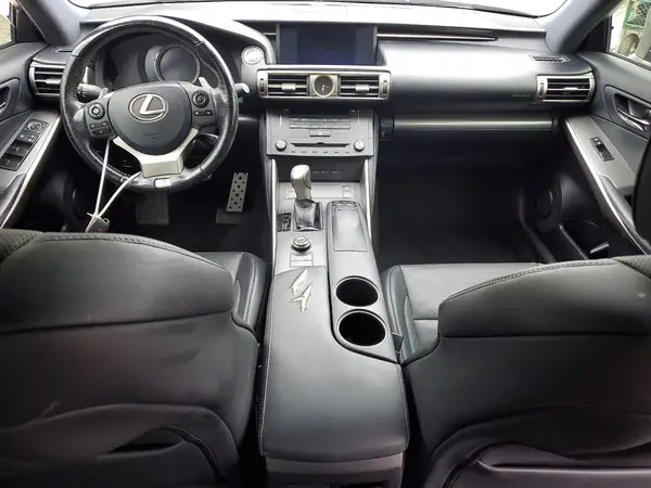 JTHCM1D25G5009016 2016 LEXUS IS - Image 8