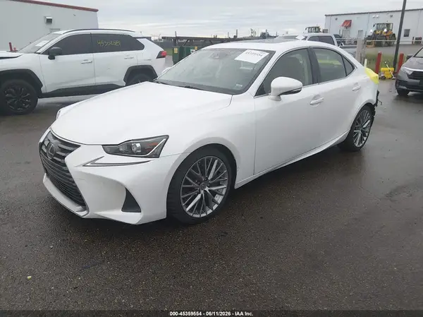 JTHCM1D25H5015108 2017 LEXUS IS - Image 2