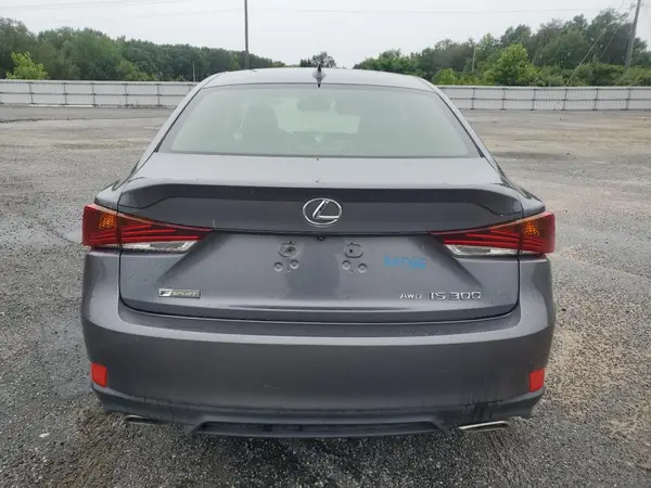 2017 LEXUS IS auction photo 6