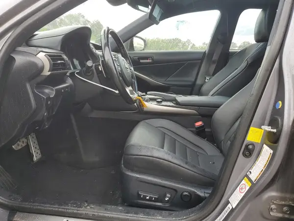 2017 LEXUS IS auction photo 7