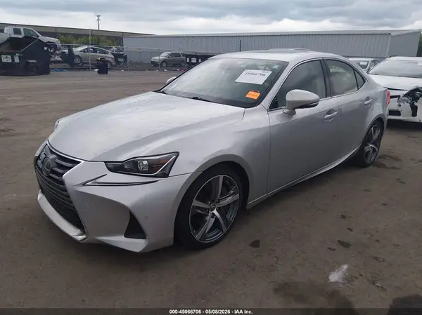 JTHCM1D25H5023385 2017 LEXUS IS - Image 2