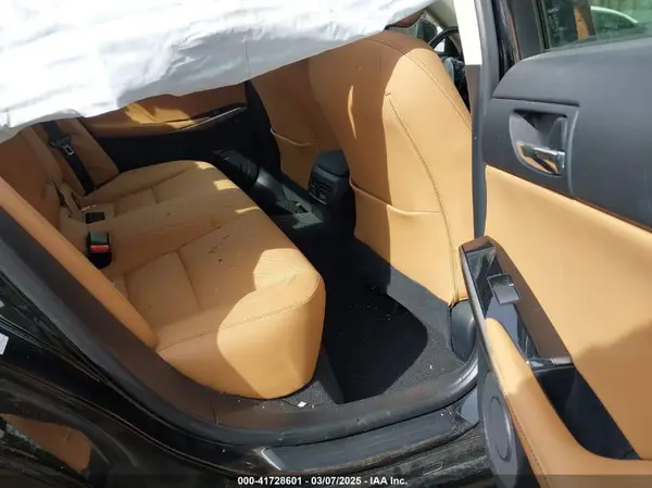 JTHCM1D26G5002043 2016 LEXUS IS - Image 8