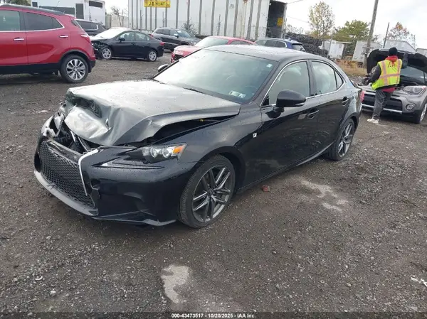 JTHCM1D26G5008506 2016 LEXUS IS - Image 2