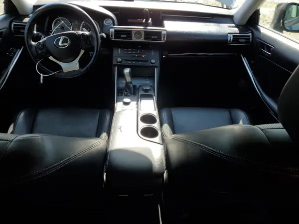 JTHCM1D26G5010546 2016 LEXUS IS - Image 8