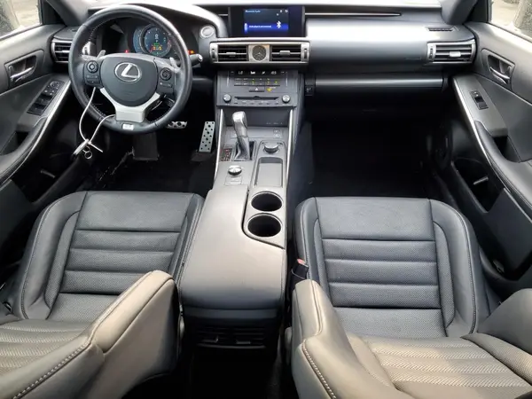JTHCM1D26G5010773 2016 LEXUS IS - Image 8