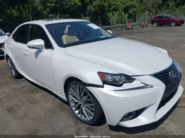 JTHCM1D26G5011146 2016 LEXUS IS - Image 1