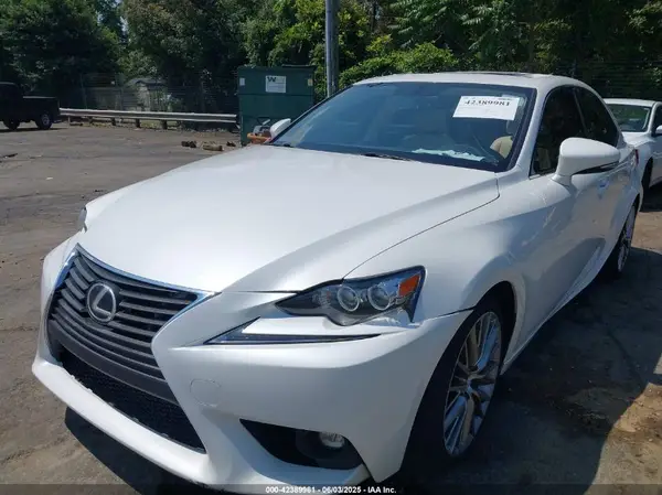 JTHCM1D26G5011146 2016 LEXUS IS - Image 2