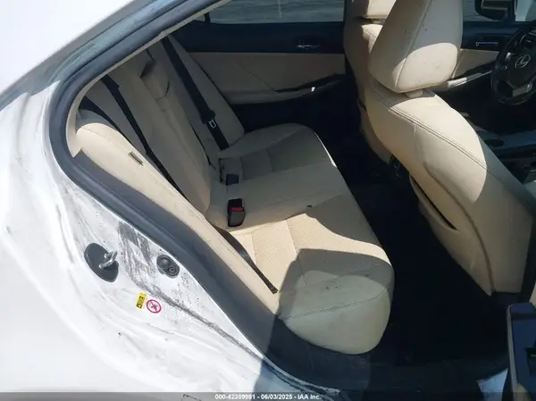 JTHCM1D26G5011146 2016 LEXUS IS - Image 8