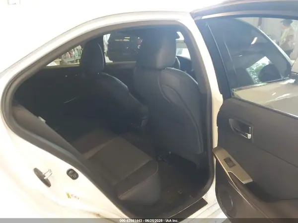 JTHCM1D26G5011406 2016 LEXUS IS - Image 8