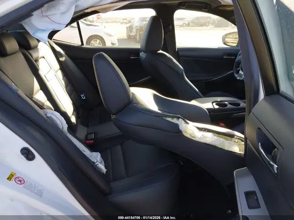 JTHCM1D26G5013608 2016 LEXUS IS - Image 8
