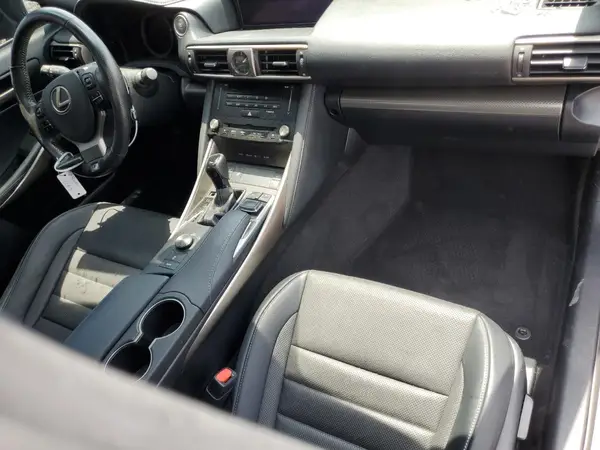 JTHCM1D26H5016820 2017 LEXUS IS - Image 8