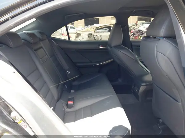 JTHCM1D26H5020382 2017 LEXUS IS - Image 8