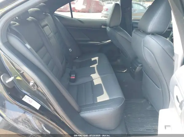 JTHCM1D26H5022844 2017 LEXUS IS - Image 8