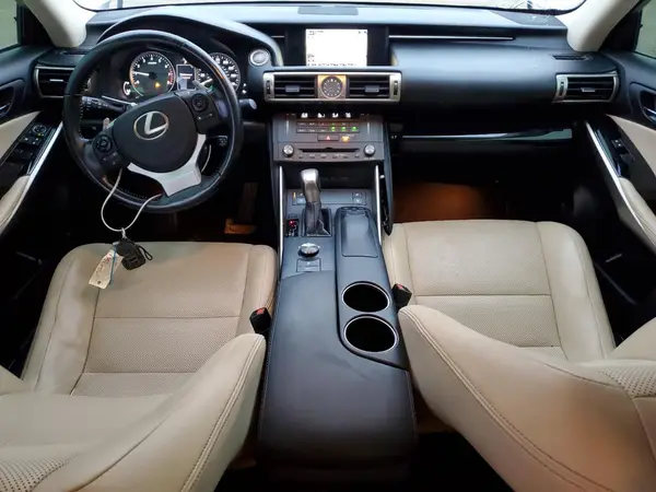JTHCM1D27G5003993 2016 LEXUS IS - Image 8