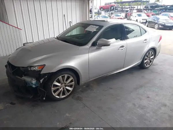 JTHCM1D27G5004318 2016 LEXUS IS - Image 2