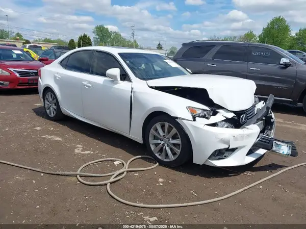 JTHCM1D27G5004688 2016 LEXUS IS - Image 1