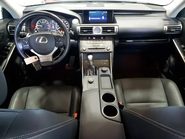 JTHCM1D27G5004822 2016 LEXUS IS - Image 8