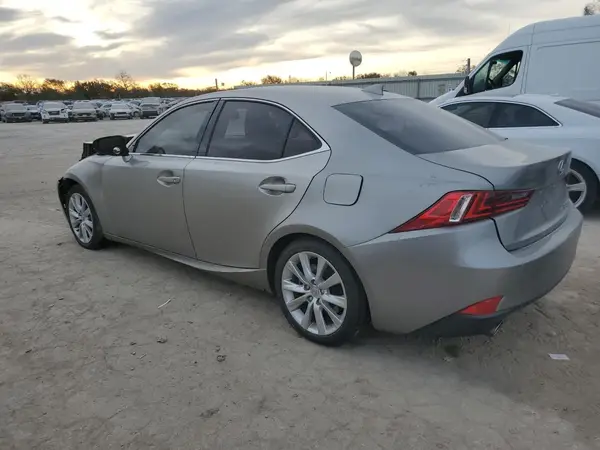 JTHCM1D27G5006571 2016 LEXUS IS - Image 2
