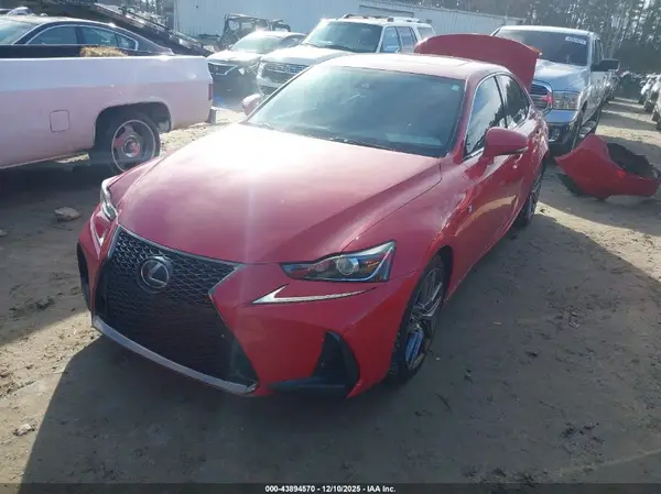JTHCM1D27H5015367 2017 LEXUS IS - Image 2