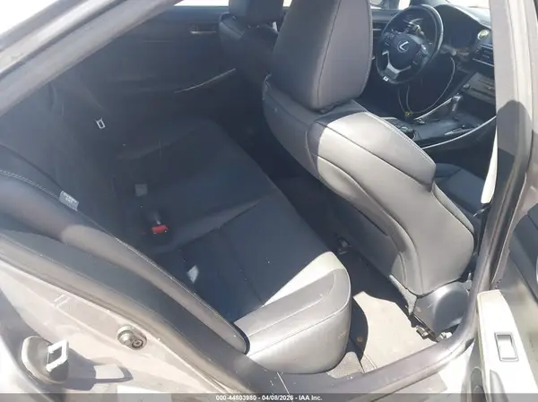 JTHCM1D27H5020066 2017 LEXUS IS - Image 8