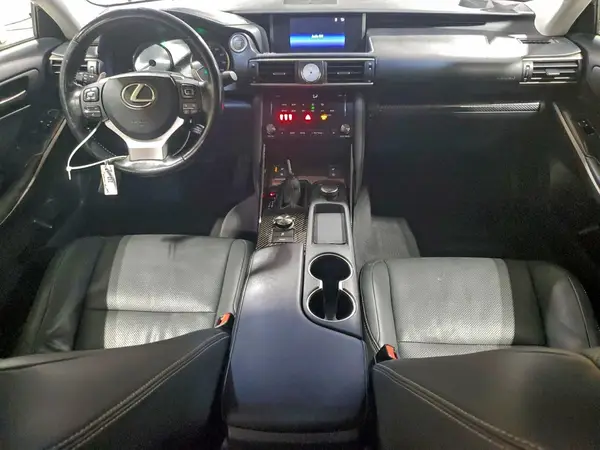 JTHCM1D27H5021007 2017 LEXUS IS - Image 8