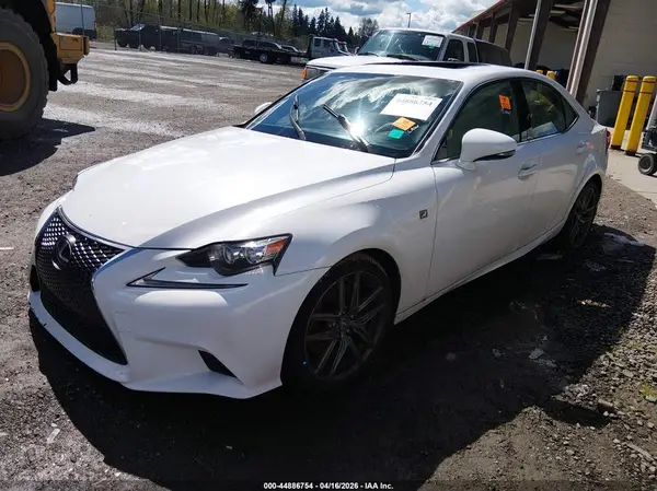 JTHCM1D28G5003999 2016 LEXUS IS - Image 2