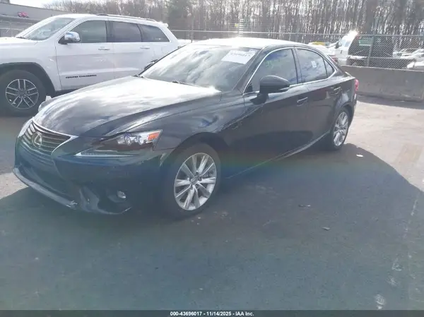 JTHCM1D28G5004344 2016 LEXUS IS - Image 2