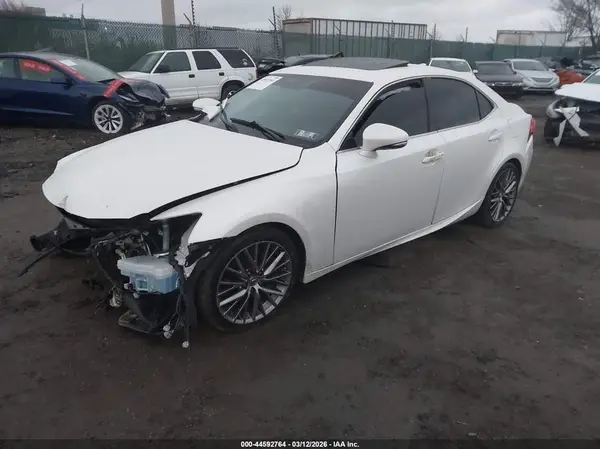 JTHCM1D28G5004599 2016 LEXUS IS - Image 2