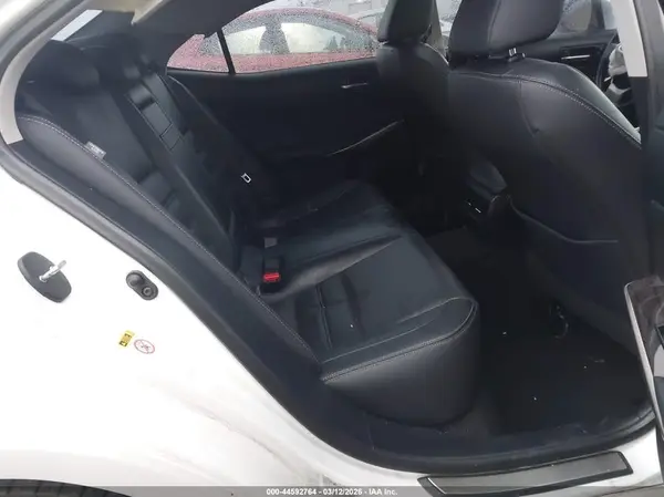 JTHCM1D28G5004599 2016 LEXUS IS - Image 8