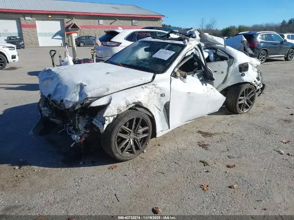 JTHCM1D28G5004800 2016 LEXUS IS - Image 2