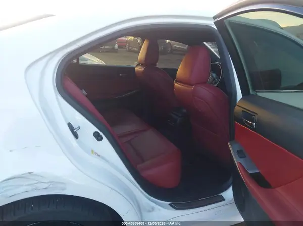 JTHCM1D28G5014761 2016 LEXUS IS - Image 8