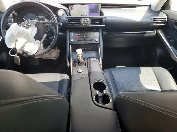 JTHCM1D28H5015099 2017 LEXUS IS - Image 8