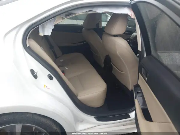 JTHCM1D28H5015961 2017 LEXUS IS - Image 8