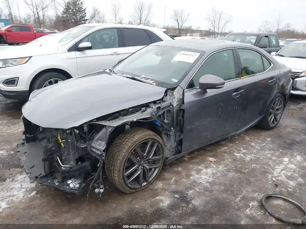 JTHCM1D28H5019234 2017 LEXUS IS - Image 2